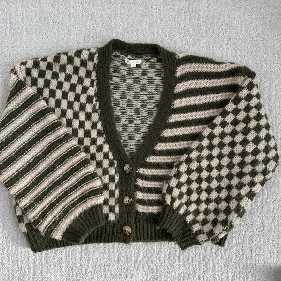 Blu Pepper Black and Cream Patterned Cardigan - Picture 4 of 8